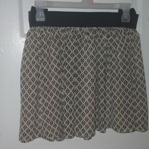 Elegant Black and Cream Mini Skirt